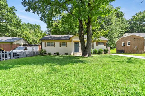 2521 Dora Dr, Charlotte, NC, 28215-3019 | Card Image