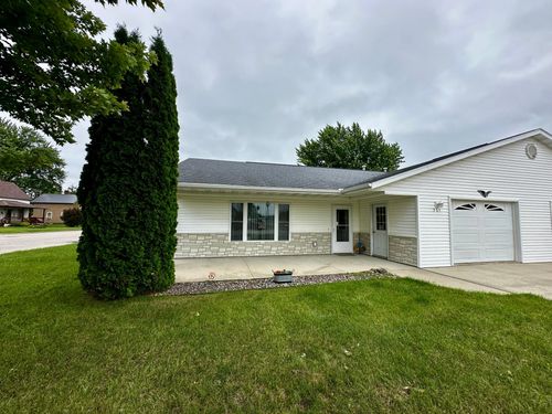305 E Fillmore, Mabel, MN, 55954-3001 | Card Image