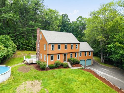 7 Evergreen Cir, Sterling, MA, 01564-2202 | Card Image