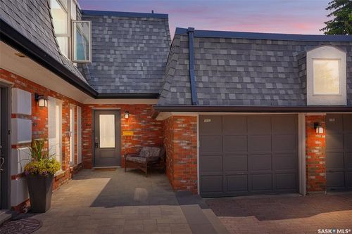 1102 Gryphons Walk, Regina, SK, S4S6X1 | Card Image