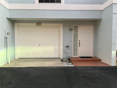 apt-305-751 Pinellas Bayway S, Tierra Verde, FL, 33715-1945 | Card Image