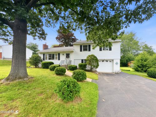 22 Homestead Dr, Latham, NY, 12110-5324 | Card Image