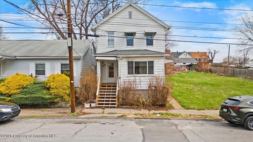 1134 Hampton St, Scranton, PA, 18504-2241 | Card Image