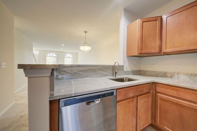 56 - 621 Village Lane, Condo with 2 bedrooms, 3 bathrooms and null parking in Milford Village MI | Image 11