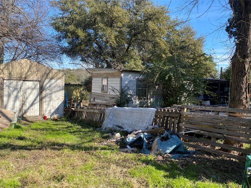 180 Canyon Dr, Whitney, TX, 76692-7583 | Card Image
