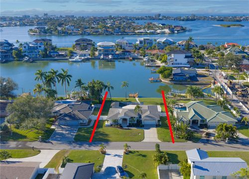 402 Harbor View Ln, LARGO, FL, 33770-4009 | Card Image