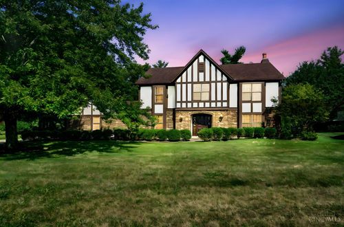 8515 Innsbrook Ln, Springboro, OH, 45066-9626 | Card Image