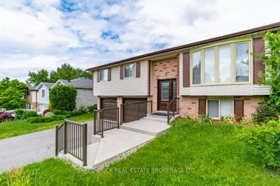 243 Stephanie Dr, House other with 3 bedrooms, 2 bathrooms and 4 parking in Guelph ON | Image 2