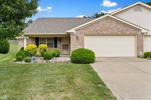95 E Wind Chime Cir, Greenwood, IN, 46143-6760 | Card Image