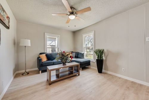 5074 Mayfair St, Fort Worth, TX, 76116-8855 | Card Image