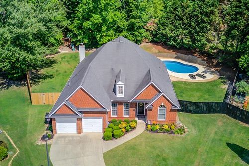 2677 Gold Rust Dr, Buford, GA, 30519-7069 | Card Image