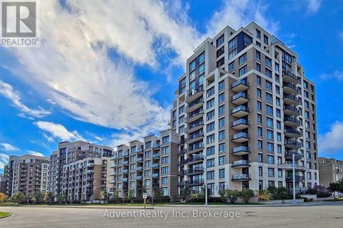 505-131 Upper Duke Cres, Markham, ON, L6G0C9 | Card Image