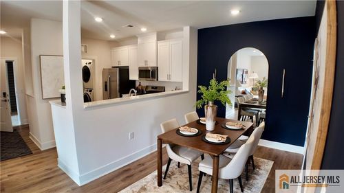 2105 Prince Hall Dr, PENNINGTON, NJ, 08534-3018 | Card Image