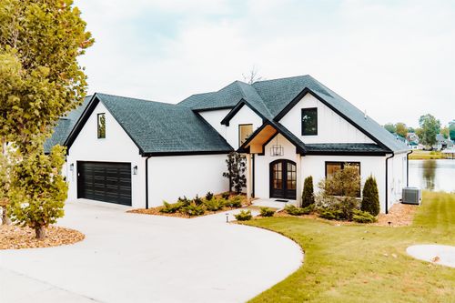 7702 S Shoreline Blvd, Benton, AR, 72019 | Card Image