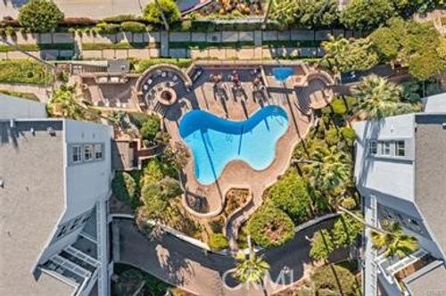 201-640 The Vlg, Redondo Beach, CA, 90277-2521 | Card Image