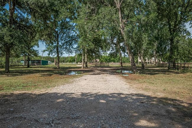 914 Baker Rd, Home with 3 bedrooms, 2 bathrooms and null parking in Rosenberg TX | Image 29
