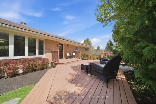 86 Windermere Cres, Woodstock, ON, N4S6T2 | Card Image