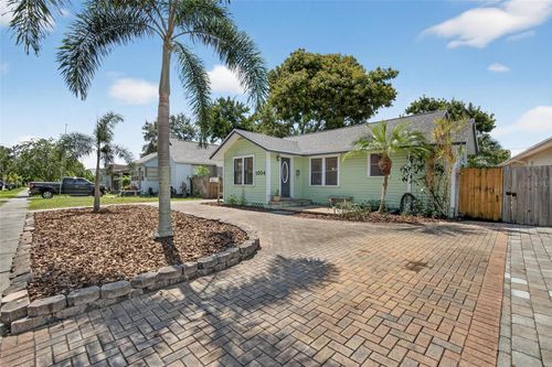 1034 27th St N, ST PETERSBURG, FL, 33713-6824 | Card Image