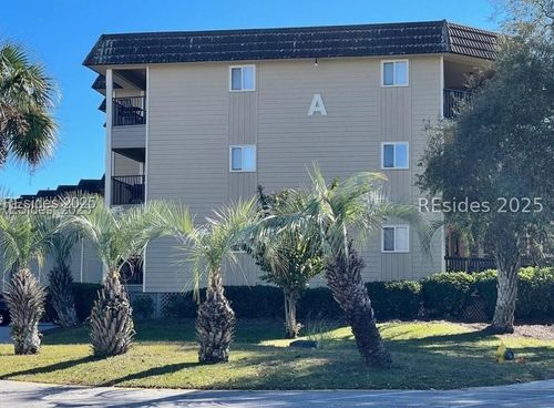 apt-c131-40 Folly Field Rd, Hilton Head Island, SC, 29928-6883 | Card Image