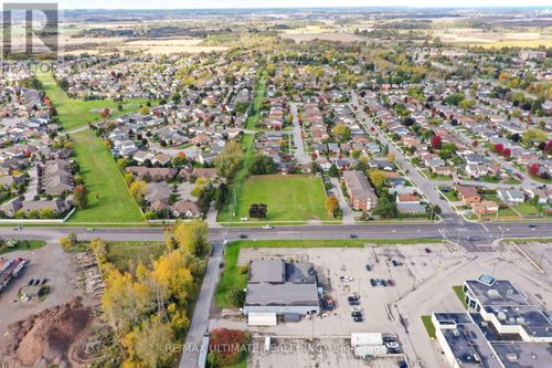 5-4257 Montrose Road, Niagara Falls (Ascot), ON, L2H1K1 | Card Image