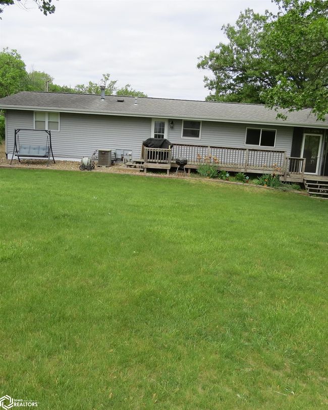 181 Center Point Dr, Home with 3 bedrooms, 2 bathrooms and 5 parking in Montezuma IA | Image 7