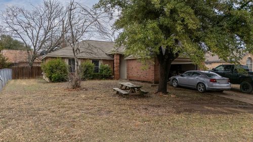 1006 Cottonbowl Drive, Taylor, TX, 76574 | Card Image