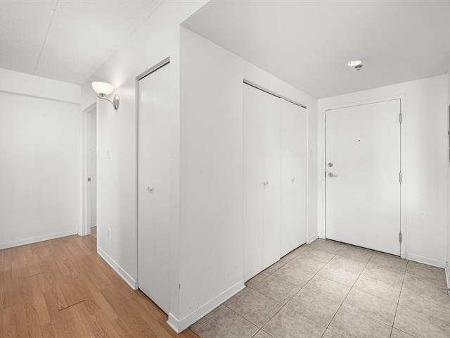 Residential Lease in Laval (Duvernay) 5