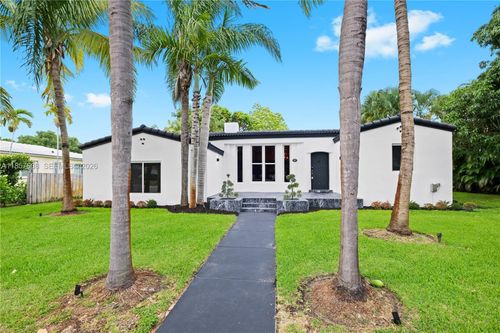 117 Ne 95th St, Miami Shores, FL, 33138-2708 | Card Image