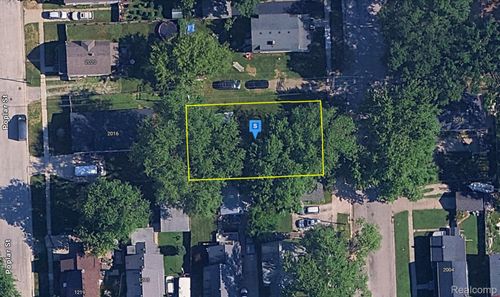 2015 Elk Street, Port Huron, MI, 48060 | Card Image