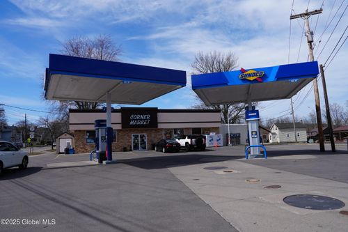 521 E Main St, Palmyra, NY, 14522-1144 | Card Image