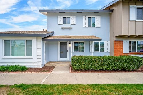 9615 Adams Ave, Huntington Beach, CA, 92646-4803 | Card Image