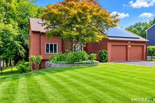 5 Pondview Dr, Cromwell, CT, 06416-2023 | Card Image