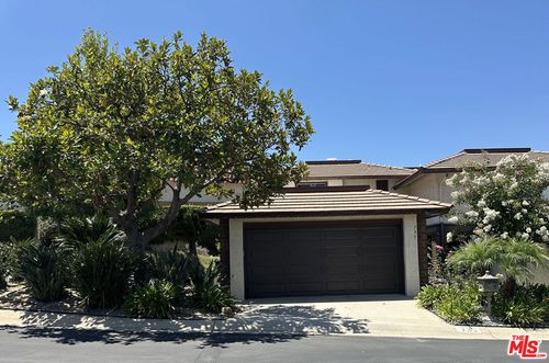 735 Galaxy Heights Drive, La Canada Flintridge, CA, 91011 | Card Image