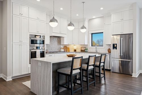 1-5754 Shady Oak Rd S, Minnetonka, MN, 55343-2807 | Card Image