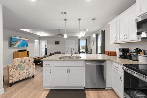 1949 Justice Cir, GULF BREEZE, FL, 32563-8665 | Card Image