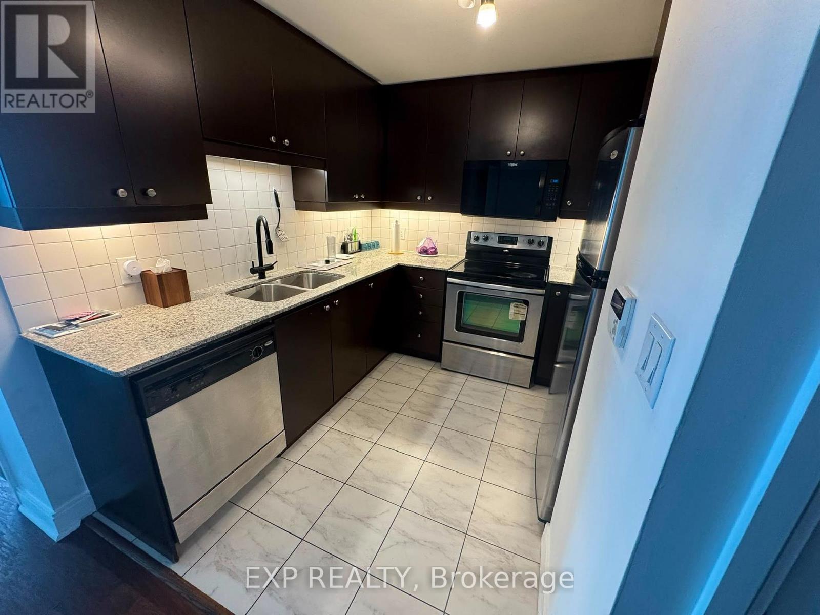 Residential Lease in Mississauga (City Centre) 5