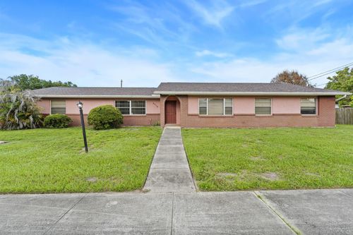 2710 Dove St, Fort Pierce, FL, 34982-5610 | Card Image