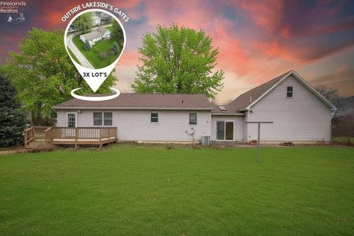 715 Cherry Ave, Lakeside, OH, 43440-1919 | Card Image