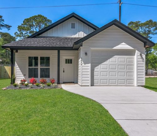 9846 Golden Ln, Lumberton, TX, 77657-7959 | Card Image