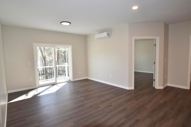 301 - 217 Rockingham Rd, Condo with 2 bedrooms, 2 bathrooms and null parking in Londonderry NH | Image 7