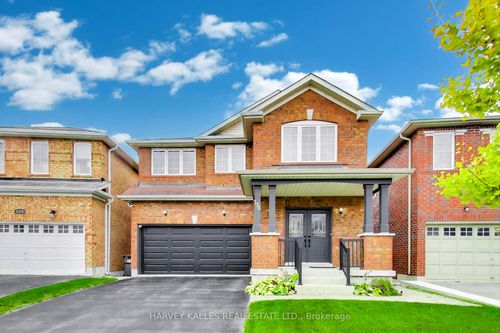 136 Degrassi Cove Cir, Brampton, ON, L6X0N8 | Card Image