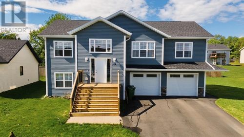 32 Meadow Lane, Charlottetown, PE, C1E3R4 | Card Image