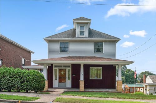812 Ellsworth Ave, Jeannette, PA, 15644-1909 | Card Image