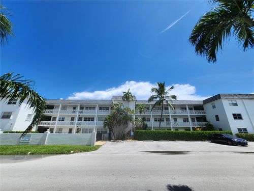 apt-212-6200 Ne 22nd Way, Fort Lauderdale, FL, 33308-2241 | Card Image