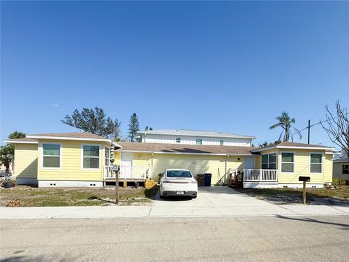 175 133rd Ave E, Madeira Beach, FL, 33708-2980 | Card Image