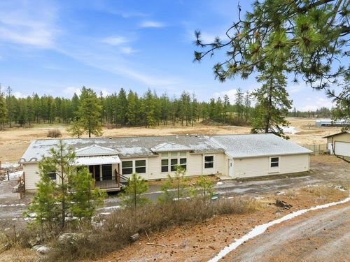 15010 W Four Mound Rd, Nine Mile Falls, WA, 99026 | Card Image