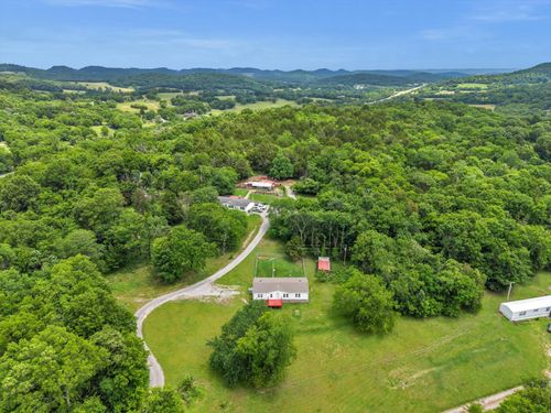 11 Brittany Ln, Gordonsville, TN, 38563-4589 | Card Image