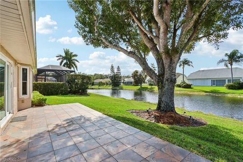 5118 Harrogate Ct, NAPLES, FL, 34112-3664 | Card Image