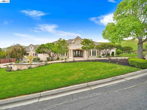 46890 Rancho Higuera Rd, Fremont, CA, 94539-7308 | Card Image