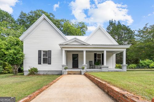 301 Hart Ave, Union Point, GA, 30669-1327 | Card Image